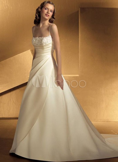 vestiti-da-sposa-color-avorio-57_18 Vestiti da sposa color avorio