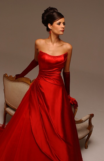 vestiti-da-sposa-rosso-37_11 Vestiti da sposa rosso
